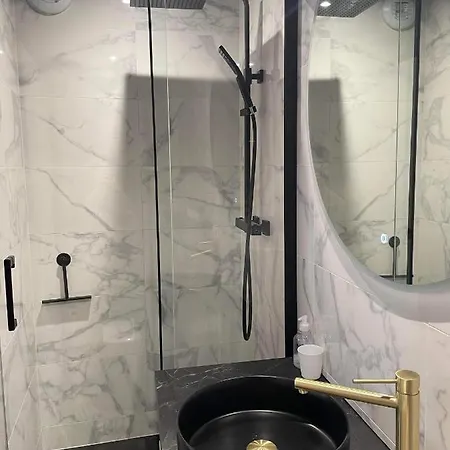 Apartamento Superbe Avec Balnéothérapie/spa/ Champagne *